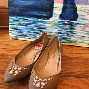 NWT Adrienne Vittadini Flats [Sz 8.5]